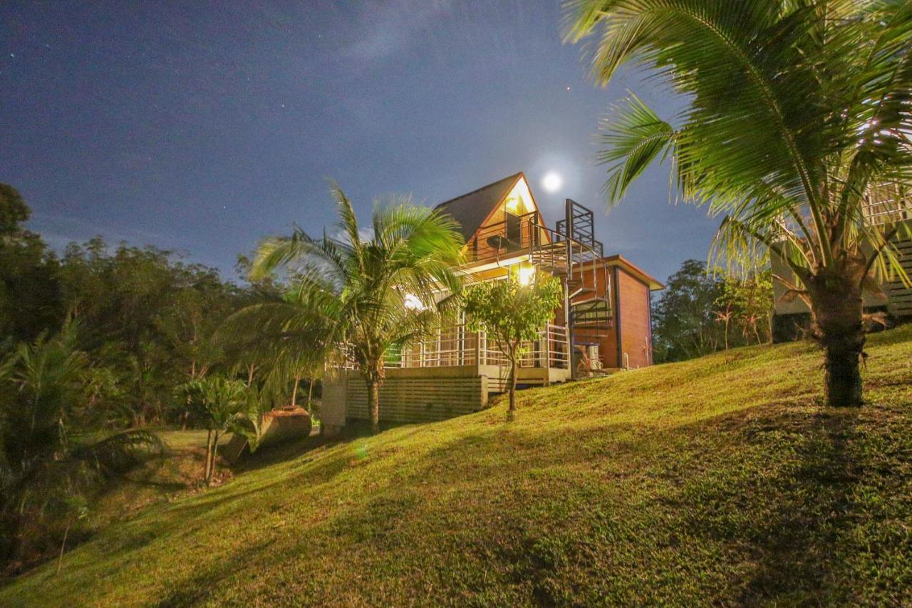 Happy Mountain Airport Resort Nai Yang Luaran gambar