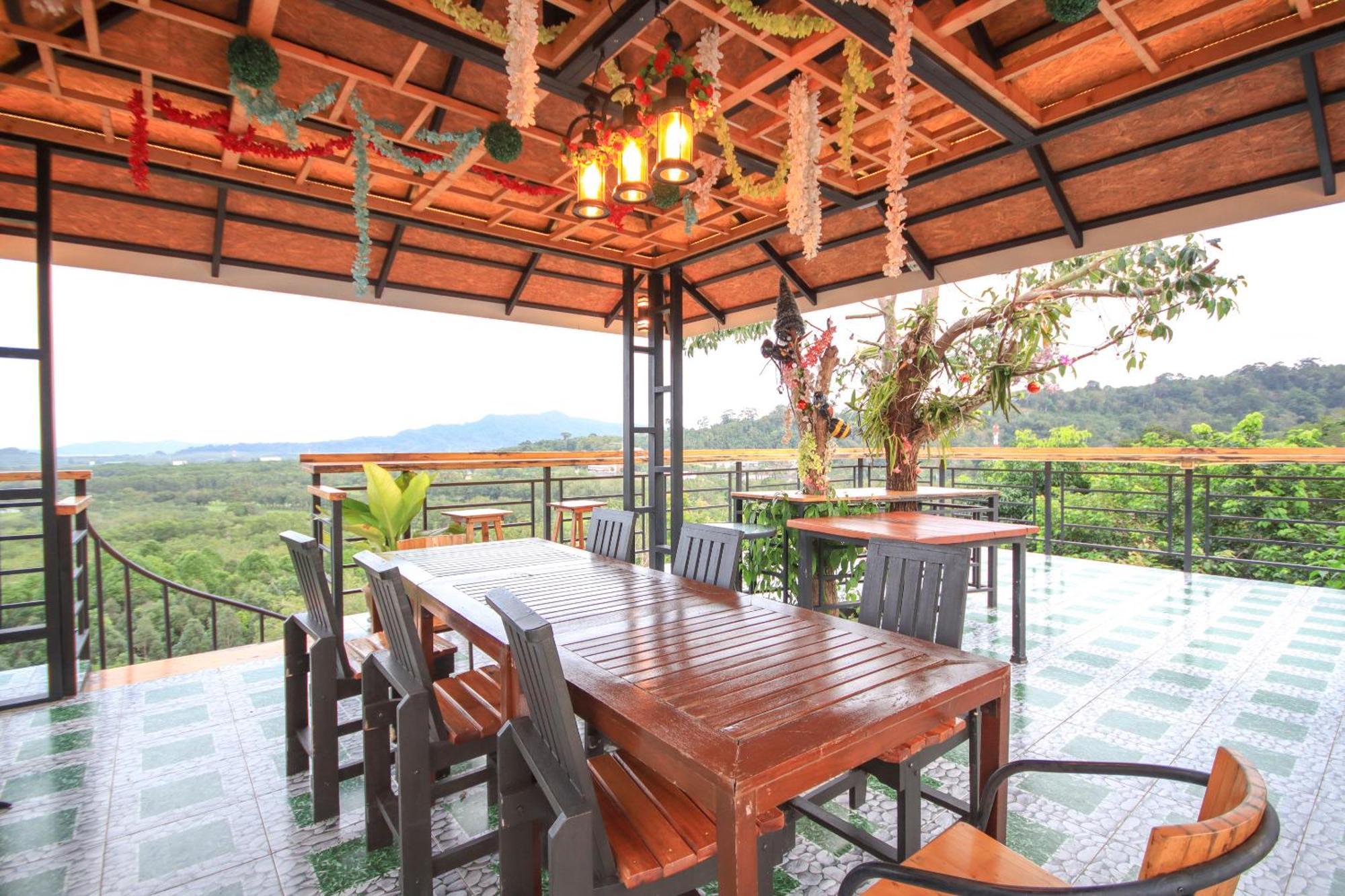 Happy Mountain Airport Resort Nai Yang Luaran gambar